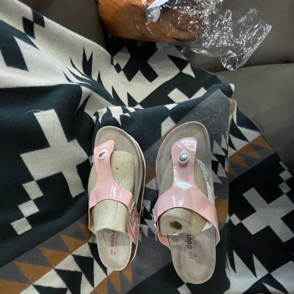 Sandals NWOT